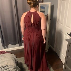 Selling Azazie Bonnie size 14. Unaltered